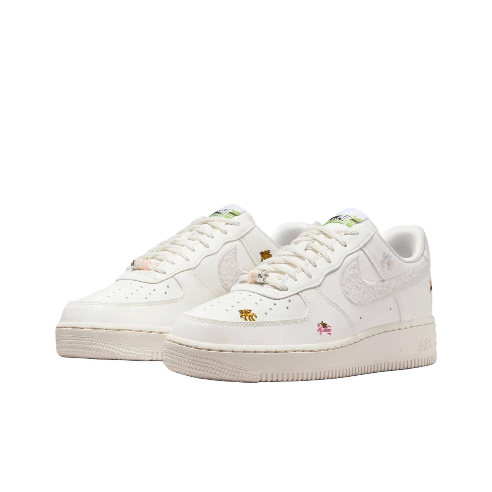حذاء نايك اير فورس 1 لو توب لل - مراجعة Nike Shoes Air Force 1 وسعره