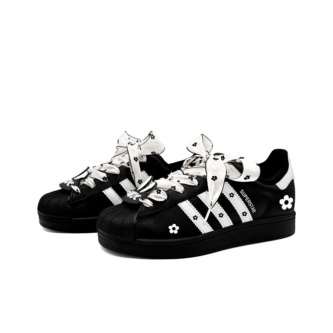 أحذية أديداس أوريجينالز سوبرست - مراجعة Adidas Shoes Superstar وسعره
